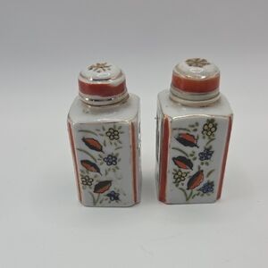 Floral Porcelain Salt and Pepper Shakers. Japan